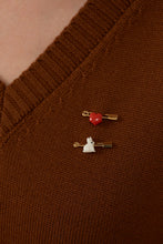 Load image into Gallery viewer, ARPITA CONEJITO WHITE BROOCH