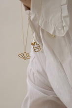 Load image into Gallery viewer, PERNULA PERLA NECKLACE