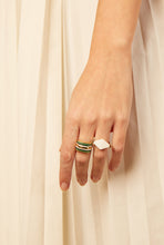 Load image into Gallery viewer, COLORES GREEN RING