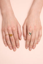 Load image into Gallery viewer, PRETZEL BRILLANTE RING