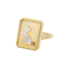 Load image into Gallery viewer, CAMEO PERLA CONEJITO RING