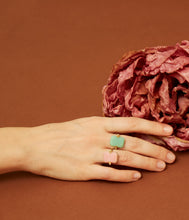 Load image into Gallery viewer, DECO SANDWICH PINK OPAL + GREEN AGATE RING