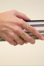 Load image into Gallery viewer, LETRA B AMETHYST RING