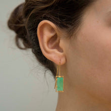 Load image into Gallery viewer, DIASPRO CHRYSOPRASE EARRINGS