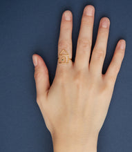 Load image into Gallery viewer, CASITA ESMERALDA RING