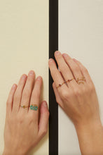 Load image into Gallery viewer, TU Y YO AQUAMARINE + PERIDOT RING