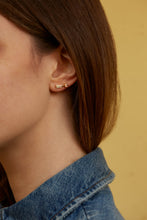 Load image into Gallery viewer, COMPUESTA OPAL EARRING
