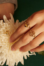 Load image into Gallery viewer, BEE BRILLANTE ENAMEL RING
