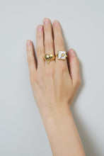 Load image into Gallery viewer, CAMEO PERLA TENNIS RING
