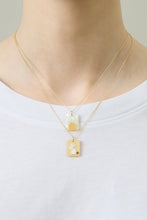 Load image into Gallery viewer, CAMEO PERLA CASITA NECKLACE
