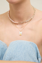 Load image into Gallery viewer, CAMEO PERLA CASITA NECKLACE
