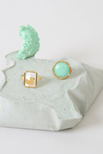 Load image into Gallery viewer, CAMEO PERLA PATITO RING
